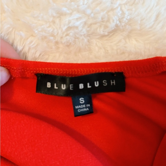 Red bodysuit! - Picture 6 of 7